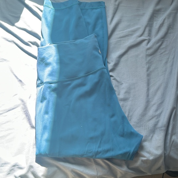 Lululemonn leggins - Picture 2 of 2
